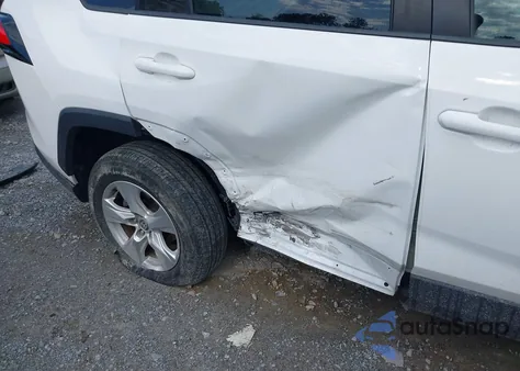 2021 Toyota Rav4 Xle from USA, damaged, VIN 2T3W1RFV8MC149743